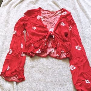 Long sleeve floral crop top